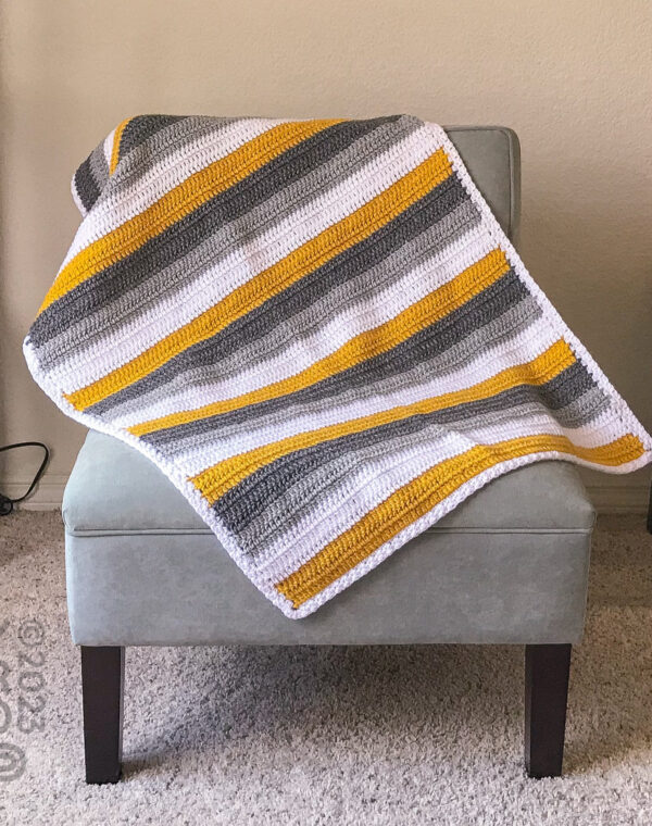 Simple (Double/Treble) Crochet Baby Blanket Pattern